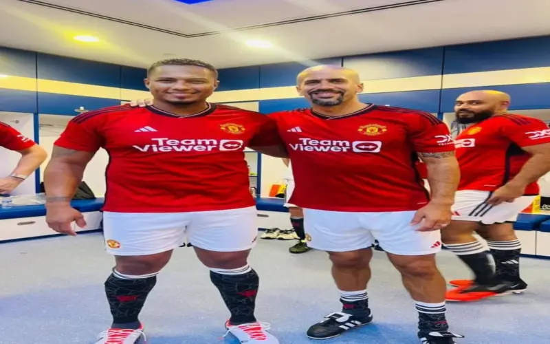 فريق لـ«الهواة» يضم نجوم وعواجيز الدوري الإنجليزي